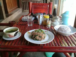 30tb for main w broth and 10tb for mountain of extra rice! at Kanjira in Chiang Rai