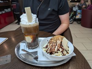  at Vollmer's Eiscafe in Duisburg