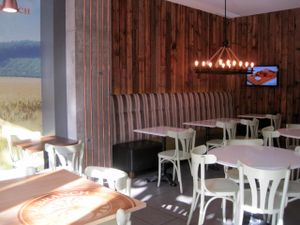 Inside at Copper Branch - Rene Levesque in Montreal