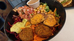 Bowl at Copper Branch - Rene Levesque in Montreal