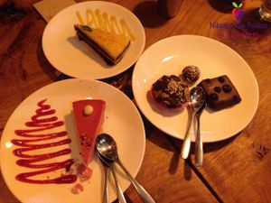 Raw vegan desserts at Vantra Vitao in London