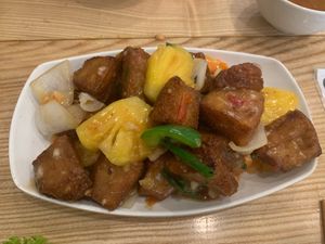 Pork ribs and vegetables  at Loving Hut - Chua Lang in Hanoi