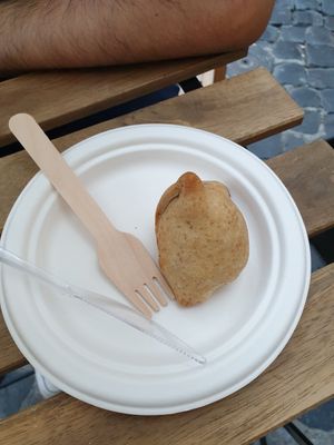 Samosa at Vega Food in Rome