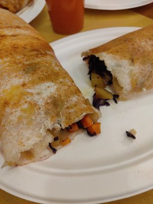 Dosa di verdure at Vega Food in Rome