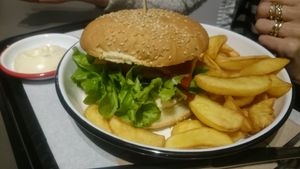 Burger at Loving Hut Veganerie in Leuven