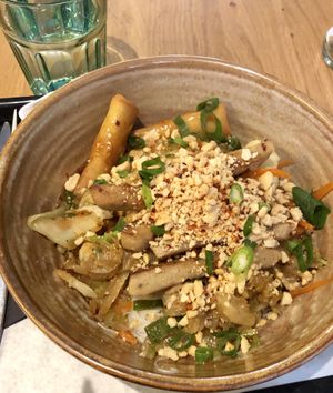 Rice noodles  at Loving Hut Veganerie in Leuven