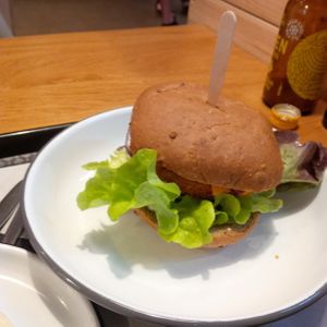 burger at Loving Hut Veganerie in Leuven