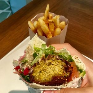 Pita + frites at Falafel Avenue - University in Montreal