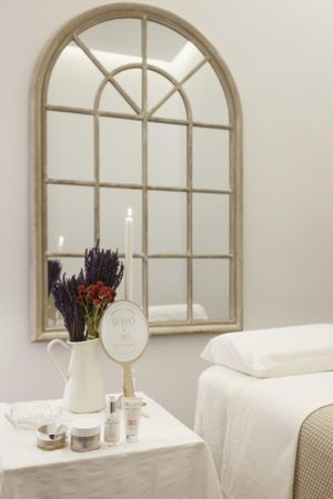 Our beauyt room at Dellicare Cafe in Madrid