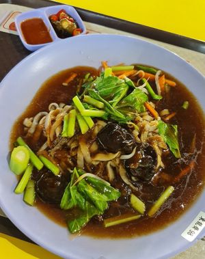 $4 Hor Fun no mock ~ 14/6/22 at Tang Leng Chay Vegetarian 东龙斋素食 in Central Singapore