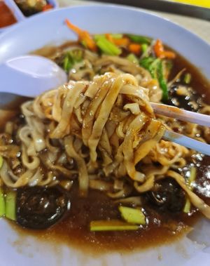 Skinny Hor Fun ~ 14/6/22 at Tang Leng Chay Vegetarian 东龙斋素食 in Central Singapore