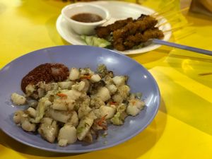 Stir fried carrot cake at Tang Leng Chay Vegetarian 东龙斋素食 in Central Singapore