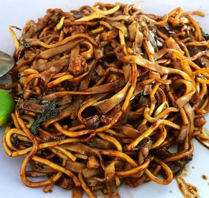 Fried Kway Teow  at Tang Leng Chay Vegetarian 东龙斋素食 in Central Singapore