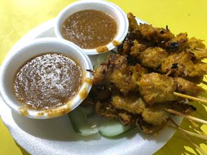 Satay with cucumber slices and peanut sauce at Victor Veggie 味特素食 in Central Singapore