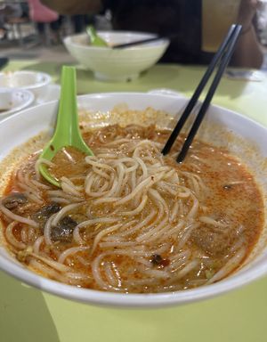 Very average laksa   at Choo Zai Zhai 自在斋 - Circuit Rd in Central Singapore