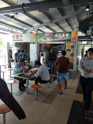 Yep at He Hua Vegetarian 荷花素食 in Central Singapore