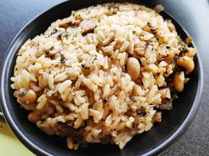 Black eye pea, Sesame Seaweed Brown Rice at Jeun VirtueFarm in Central Singapore