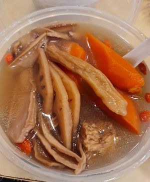 Black Eye peas carrot lotus roots soup ~ 7/11/22 at Jeun VirtueFarm in Central Singapore