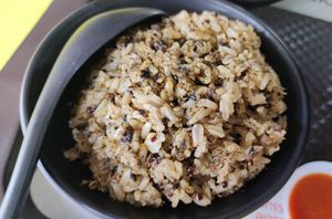 Spinach, Sesame Seed & Quinoa Wholegrain Rice at Jeun VirtueFarm in Central Singapore
