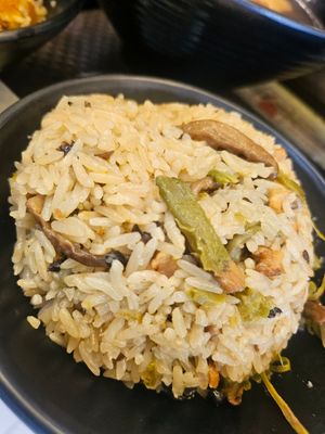 Shimeiji long beans rice ~ 29/11/23 at Jeun VirtueFarm in Central Singapore