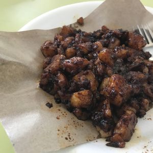 Black fried carrot cake at Su Shi Jia Xiang Wei 素食家乡味 in Central Singapore