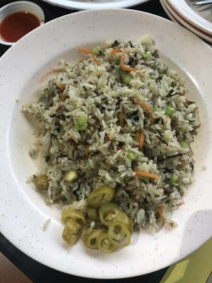 olive fried rice $4.50 (request no egg) 👍🏻 at Su Shi Jia Xiang Wei 素食家乡味 in Central Singapore