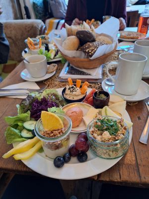 Frühstück 🌱 at Nasch in Hamburg