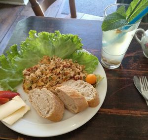 Rührtofu und Limo  at Nasch in Hamburg