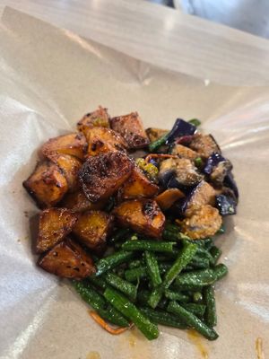  at Ju Fu Yuan Vegetarian Delight 聚福缘素食 - Eunos in Central Singapore