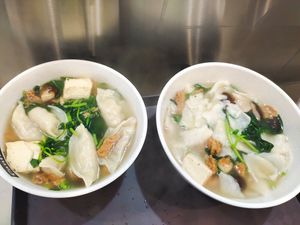 Mee hoon kueh at Xuan Miao Veggie Food 炫妙 - PLQ Mall in Central Singapore