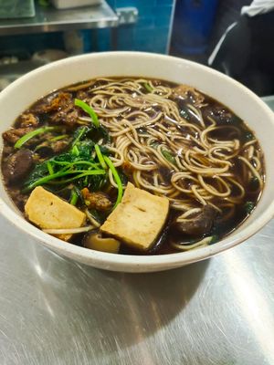Herbal soup at Xuan Miao Veggie Food 炫妙 - PLQ Mall in Central Singapore