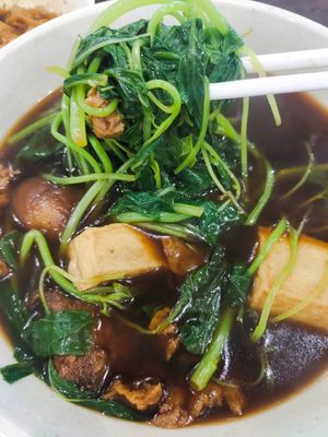 Lots of veggies at Xuan Miao Veggie Food 炫妙 - PLQ Mall in Central Singapore