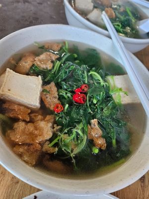 Spinach Soup ~ 17/7/24 at Xuan Miao Veggie Food 炫妙 - PLQ Mall in Central Singapore