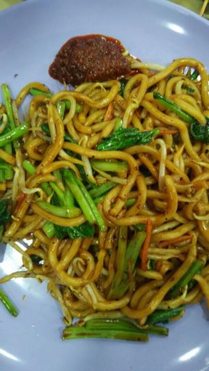 fried udon at San De Vegetarian - Vari Nice in North Singapore