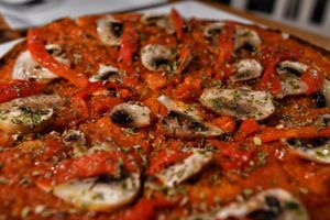 vegan pizza at AbonaVida in Madrid