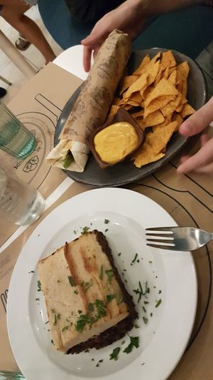  at Mama Tierra in Athens