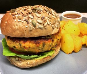 Vegan vegetable burger at Mama Tierra in Athens