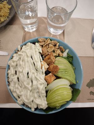  at Mama Tierra in Athens