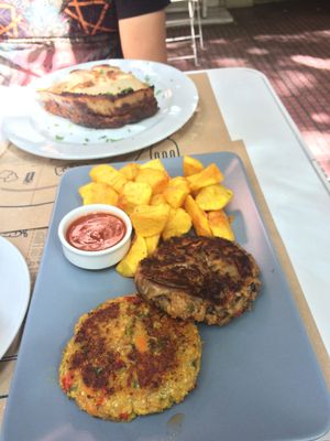 Mmmushrooms! at Mama Tierra in Athens