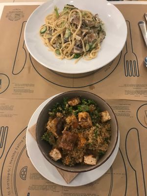 Macro bowl and pasta  at Mama Tierra in Athens
