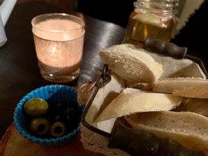 bread & olives at GreenSoul in Leipzig