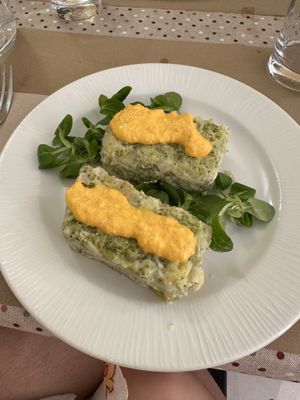 Leek and broccoli pudding with carrot sauce  at La Retama in Zaragoza