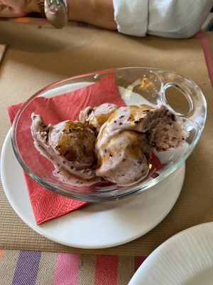 Ice cream  at La Retama in Zaragoza