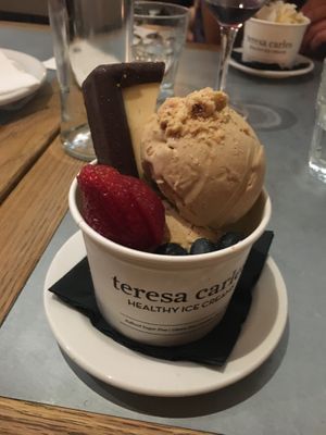 Helado de avellana  at Teresa Carles Cocina Vegetariana in Barcelona