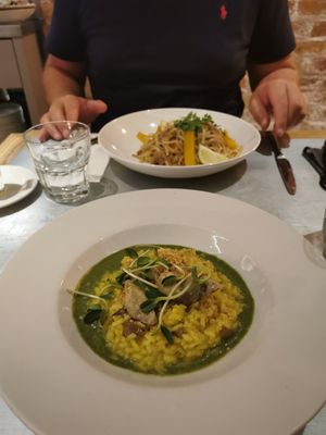 Risotto and padthai at Teresa Carles Cocina Vegetariana in Barcelona