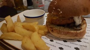 Brioche burger at Teresa Carles Cocina Vegetariana in Barcelona