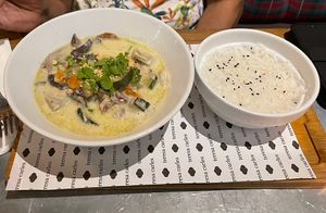 Green curry wirh rice (Vegan)  at Teresa Carles Cocina Vegetariana in Barcelona