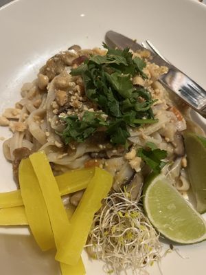 Pad Thai  at Teresa Carles Cocina Vegetariana in Barcelona