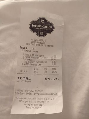 The bill that left us as disappointed as the food. If the food is good, we got no problem with paying much for the food. But for this terrible dining experience, it's not worth pay at Teresa Carles Cocina Vegetariana in Barcelona