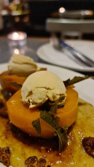 Vegan dessert at Teresa Carles Cocina Vegetariana in Barcelona